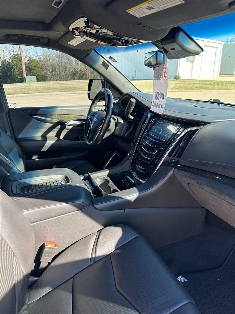 2019 Cadillac Escalade Platinum Edition